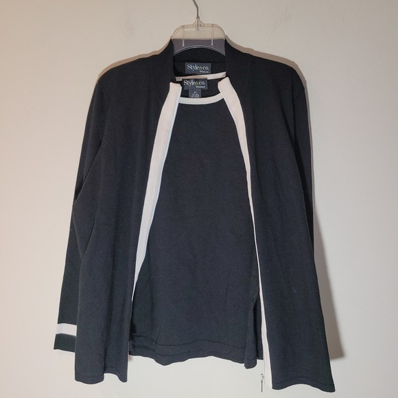 Style and Co 2 piece Women's Black and White Zippered Sweater Set Size 2X - Picture 3 of 7